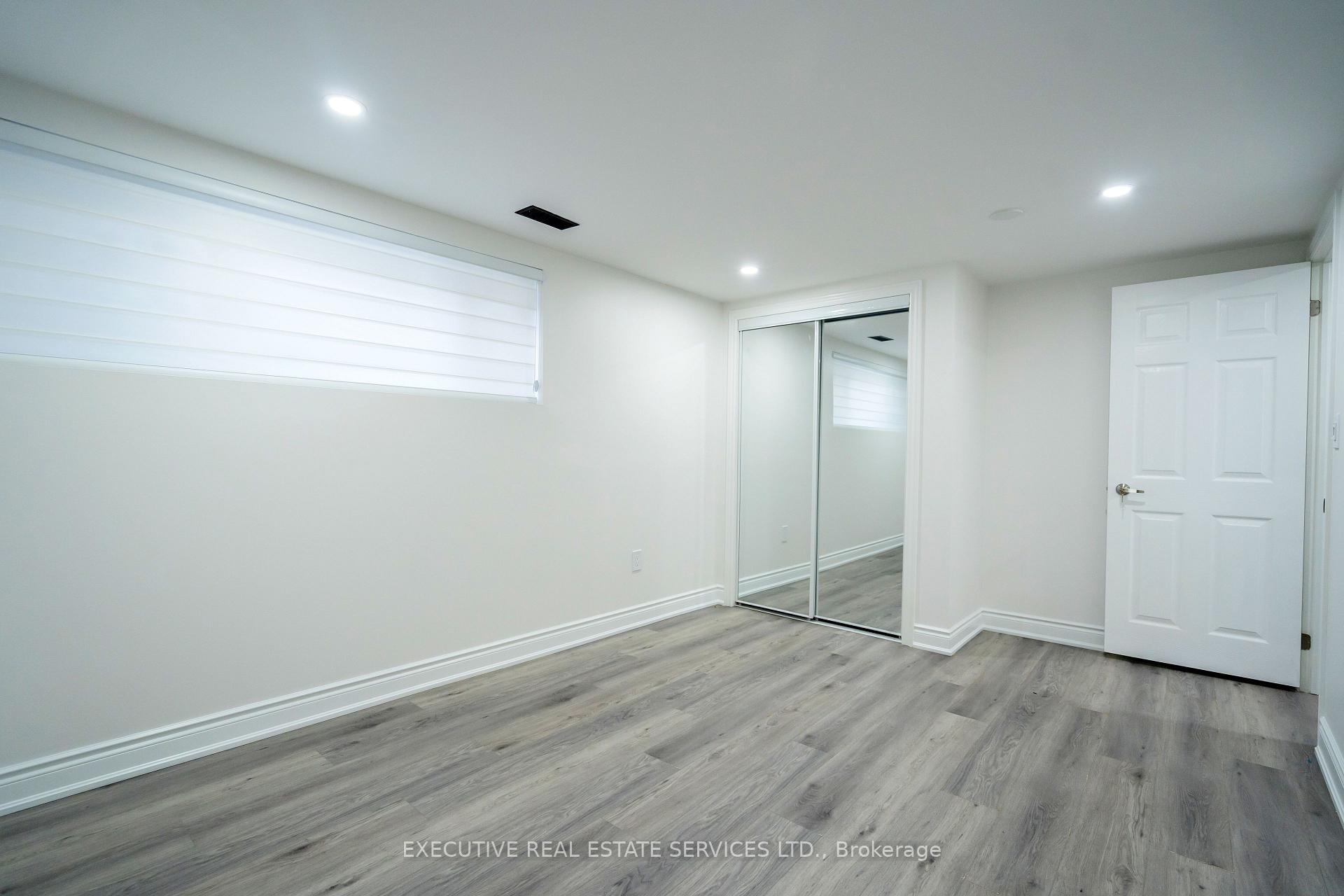 Photo 42 of 646 Sequin Crescent, Mississauga, Lorne Park — HOMEH