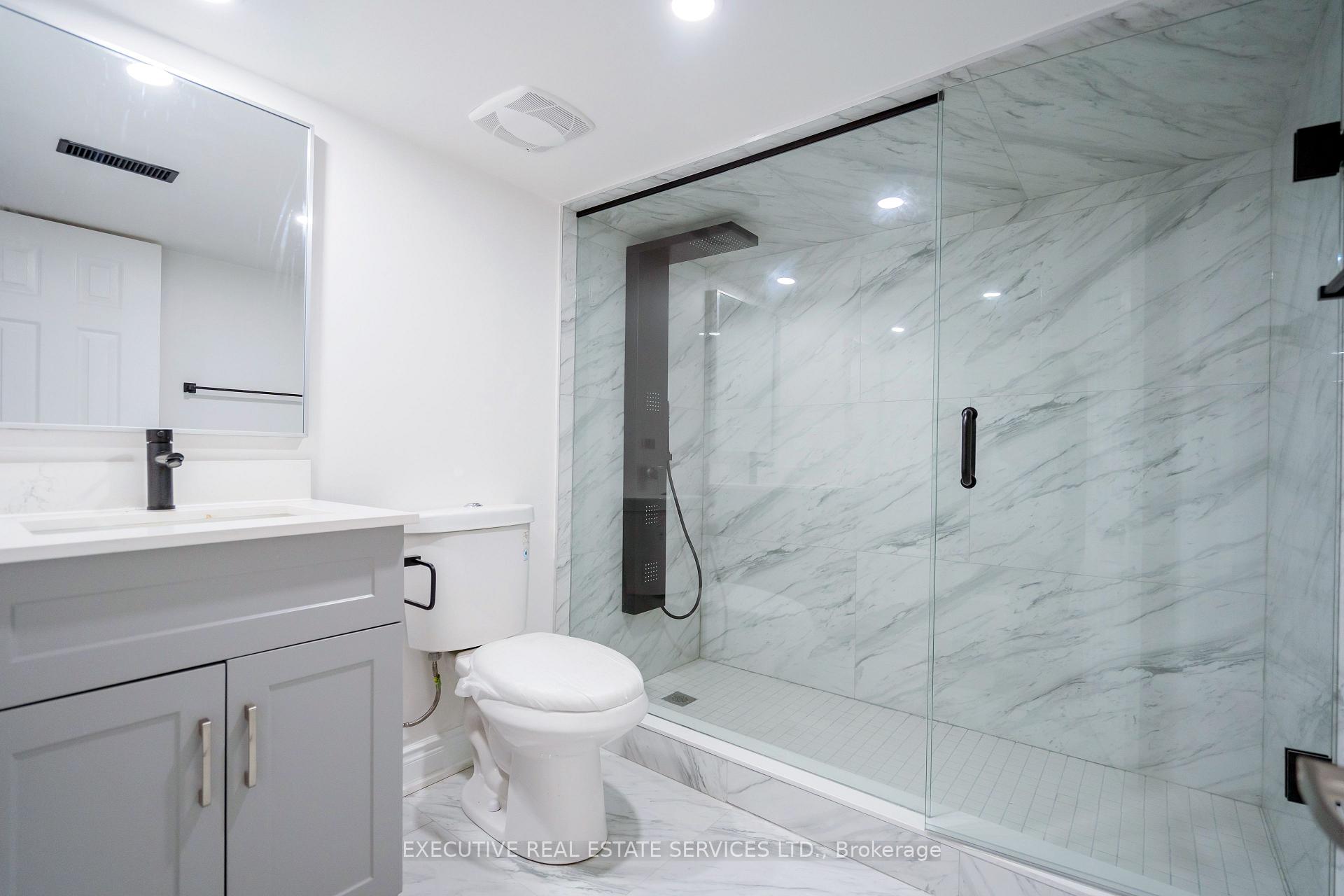 Photo 43 of 646 Sequin Crescent, Mississauga, Lorne Park — HOMEH