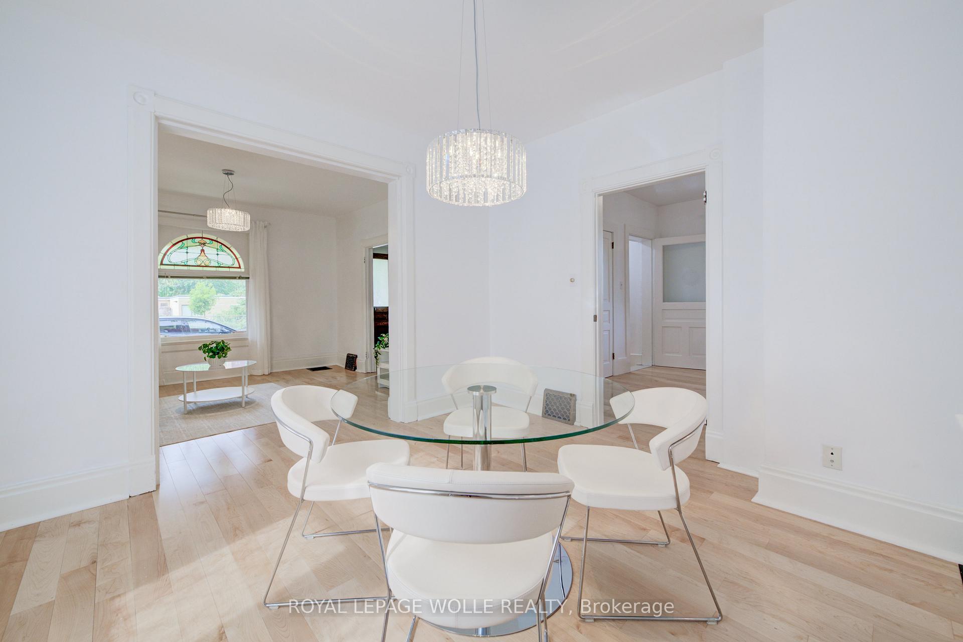 Photo 15 of 25 Central Street, Waterloo, Beechwood/University — HOMEH