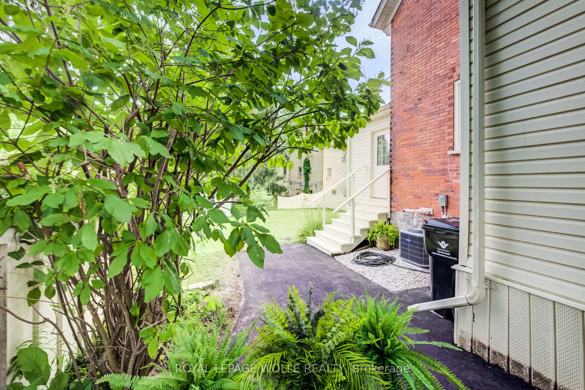 Photo 44 of 25 Central Street, Waterloo, Beechwood/University — HOMEH