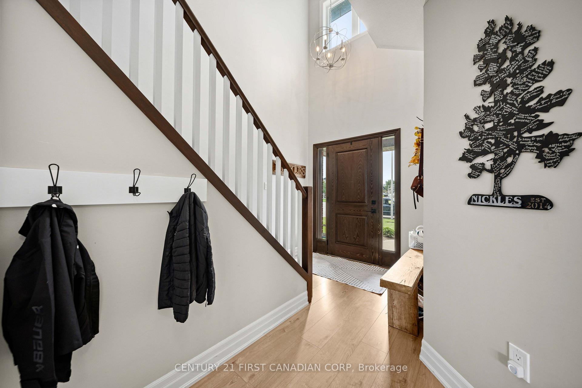 Photo 15 of 168 Gilmour Drive, Lucan Biddulph, Lucan — HOMEH