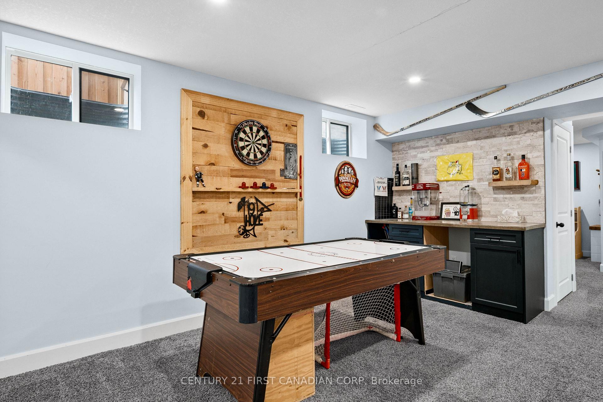 Photo 41 of 168 Gilmour Drive, Lucan Biddulph, Lucan — HOMEH