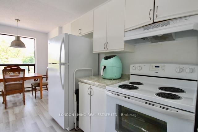 Photo 7 of Unit 501, 650 Cheapside Street, London, East C — HOMEH