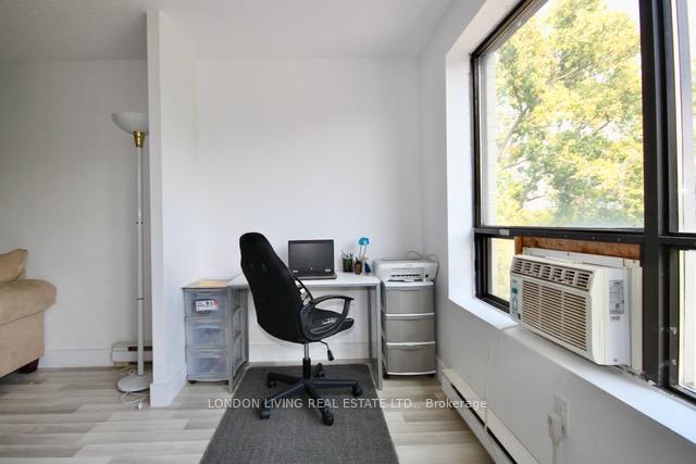 Photo 12 of Unit 501, 650 Cheapside Street, London, East C — HOMEH