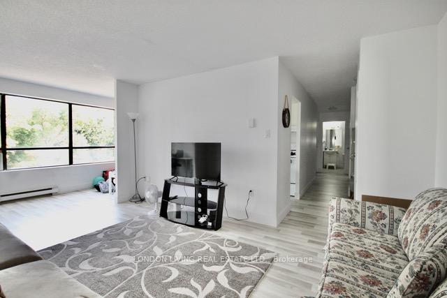Photo 14 of Unit 501, 650 Cheapside Street, London, East C — HOMEH