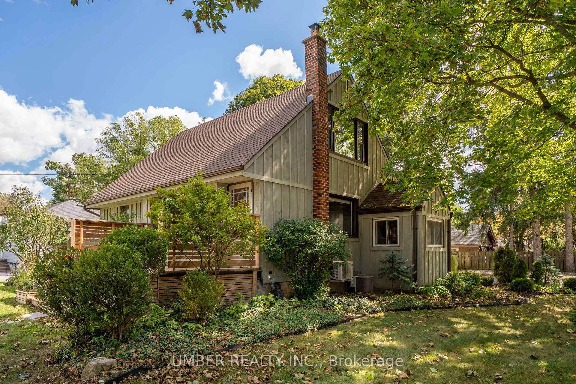 Photo 1 of 30 Elgin Street, Hamilton, Waterdown — HOMEH