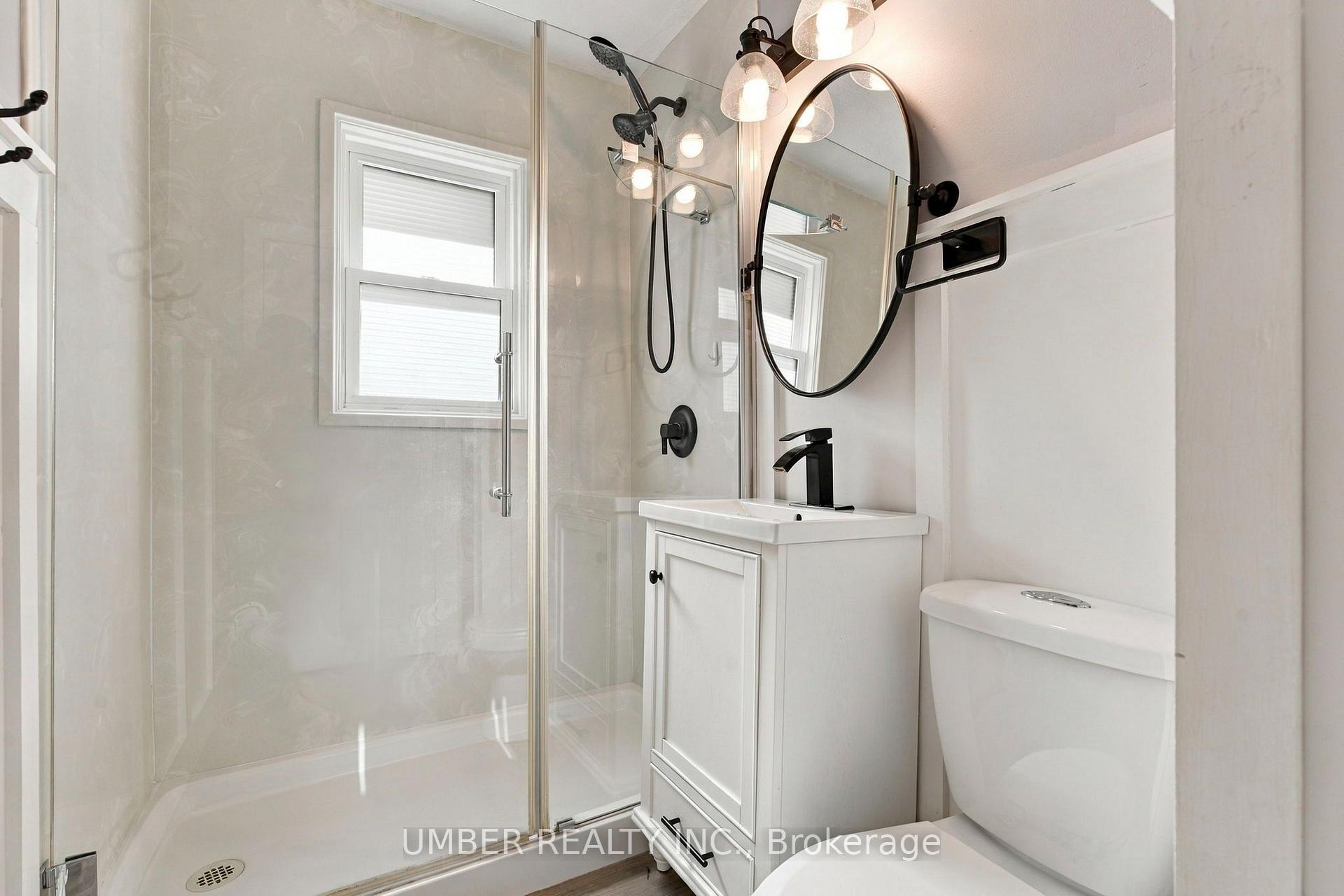 Photo 13 of 30 Elgin Street, Hamilton, Waterdown — HOMEH
