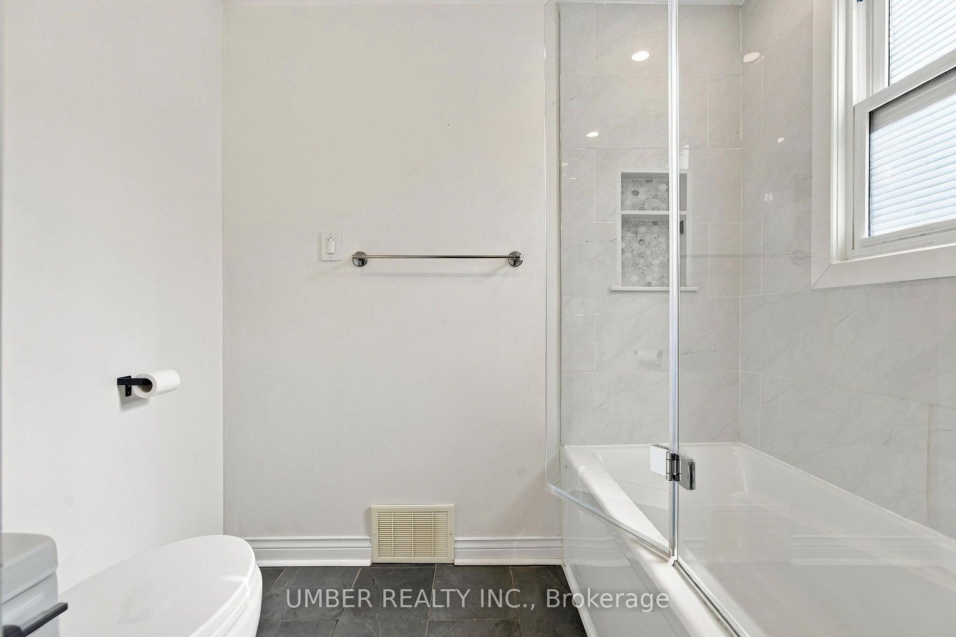 Photo 18 of 30 Elgin Street, Hamilton, Waterdown — HOMEH