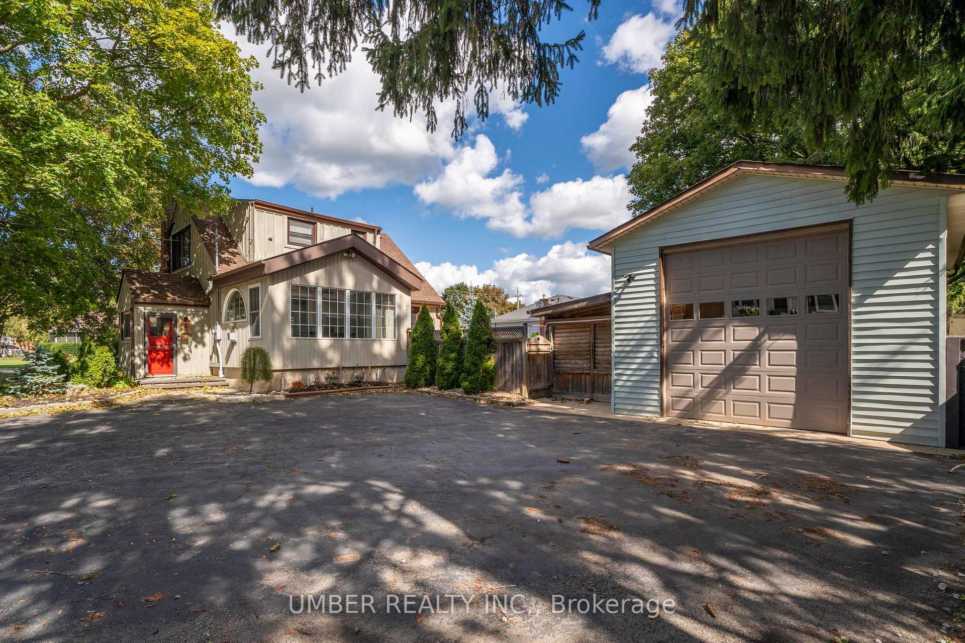Photo 31 of 30 Elgin Street, Hamilton, Waterdown — HOMEH