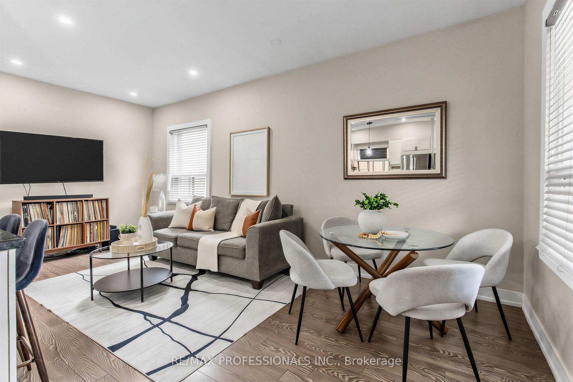 Photo 4 of 429 Gilbert Avenue, Toronto, Caledonia-Fairbank — HOMEH