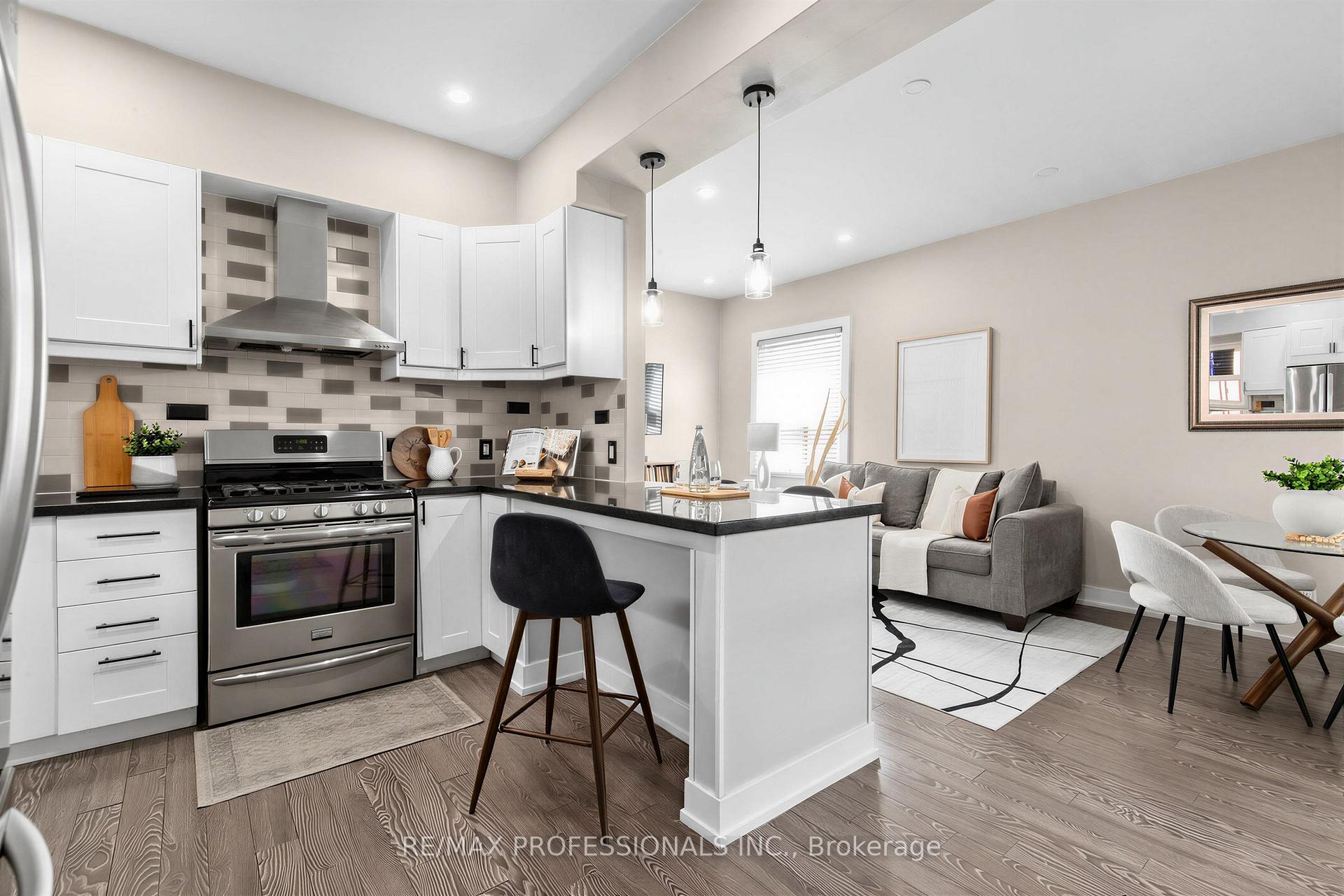Photo 7 of 429 Gilbert Avenue, Toronto, Caledonia-Fairbank — HOMEH