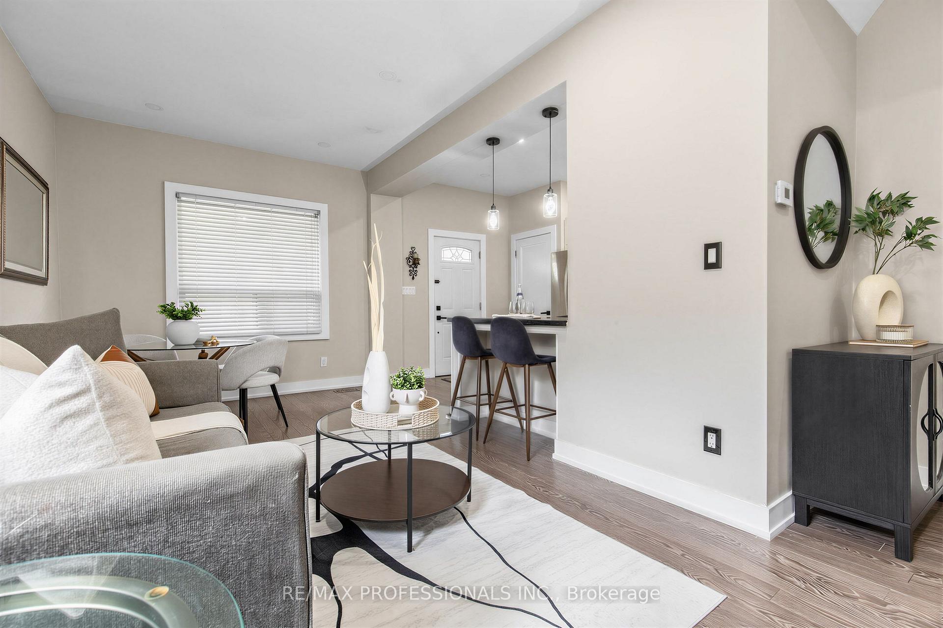 Photo 10 of 429 Gilbert Avenue, Toronto, Caledonia-Fairbank — HOMEH
