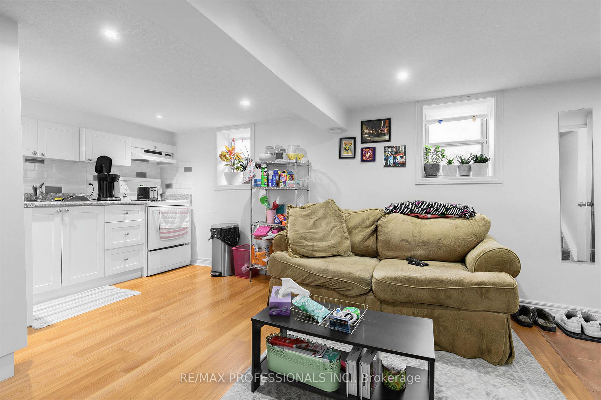 Photo 21 of 429 Gilbert Avenue, Toronto, Caledonia-Fairbank — HOMEH