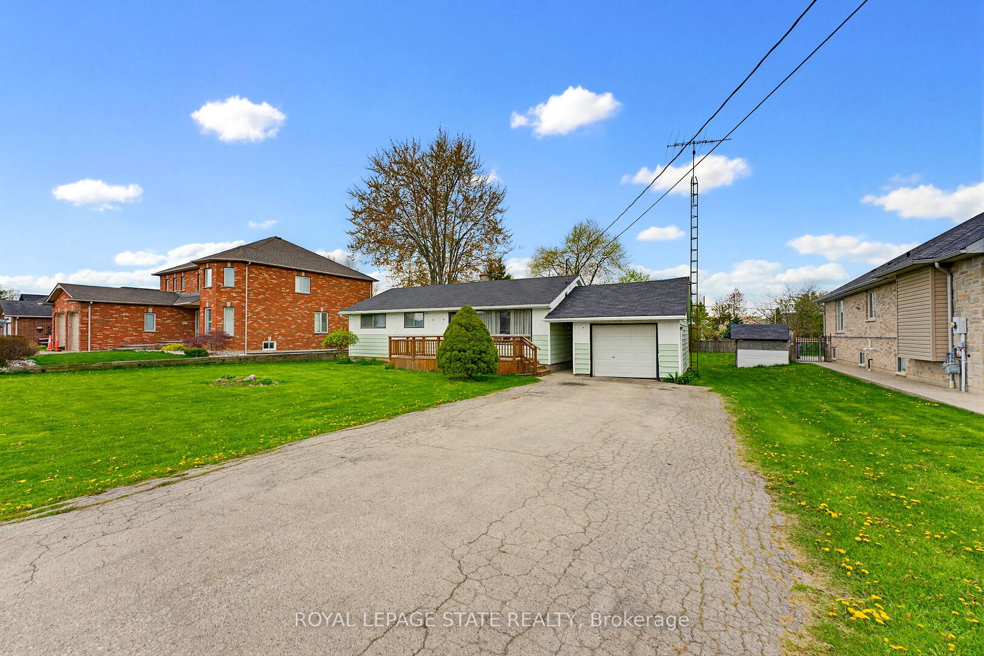 Photo 7 of 29 Leckie Avenue, Hamilton, Stoney Creek Mountain — HOMEH