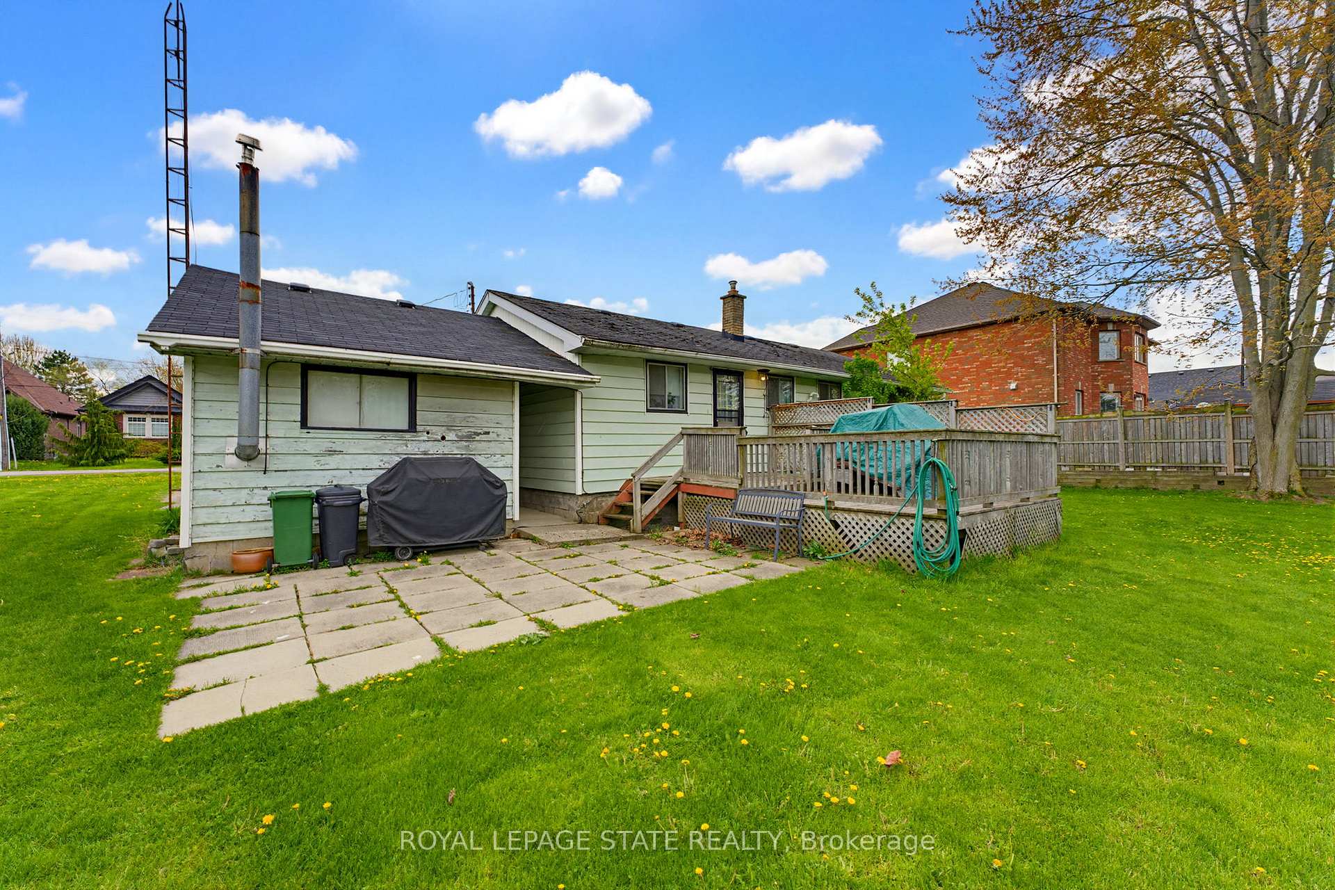 Photo 11 of 29 Leckie Avenue, Hamilton, Stoney Creek Mountain — HOMEH