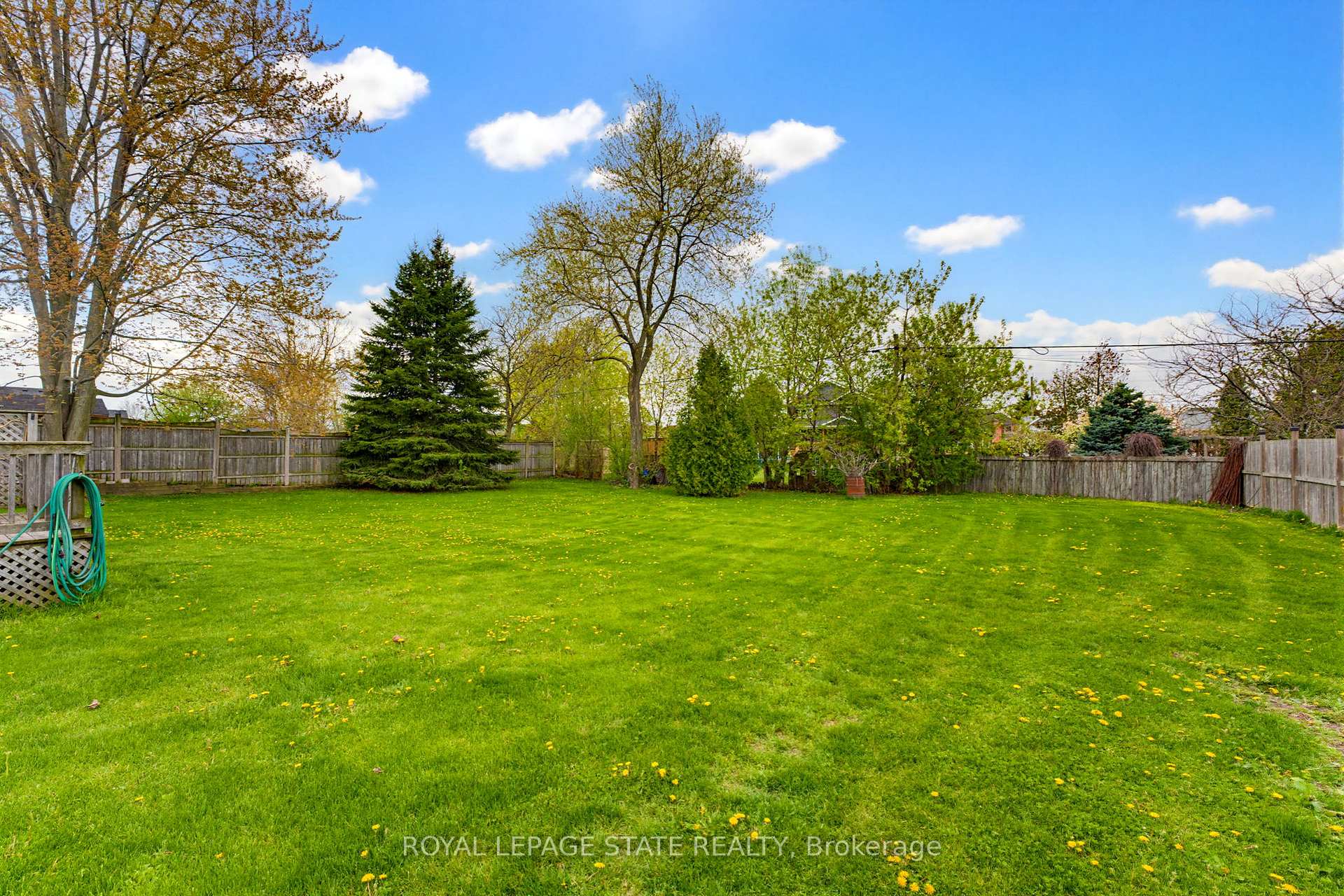 Photo 12 of 29 Leckie Avenue, Hamilton, Stoney Creek Mountain — HOMEH