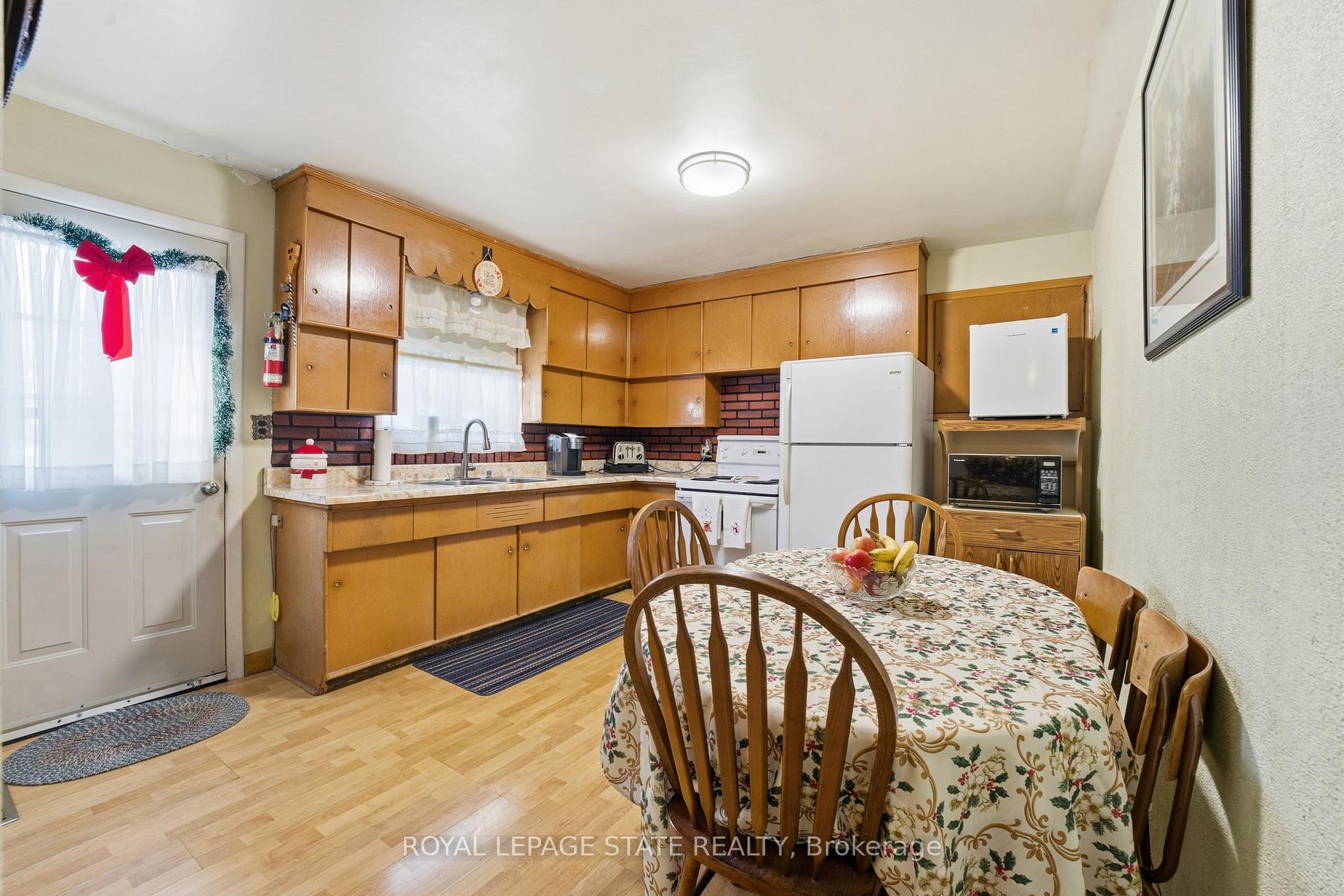 Photo 34 of 29 Leckie Avenue, Hamilton, Stoney Creek Mountain — HOMEH