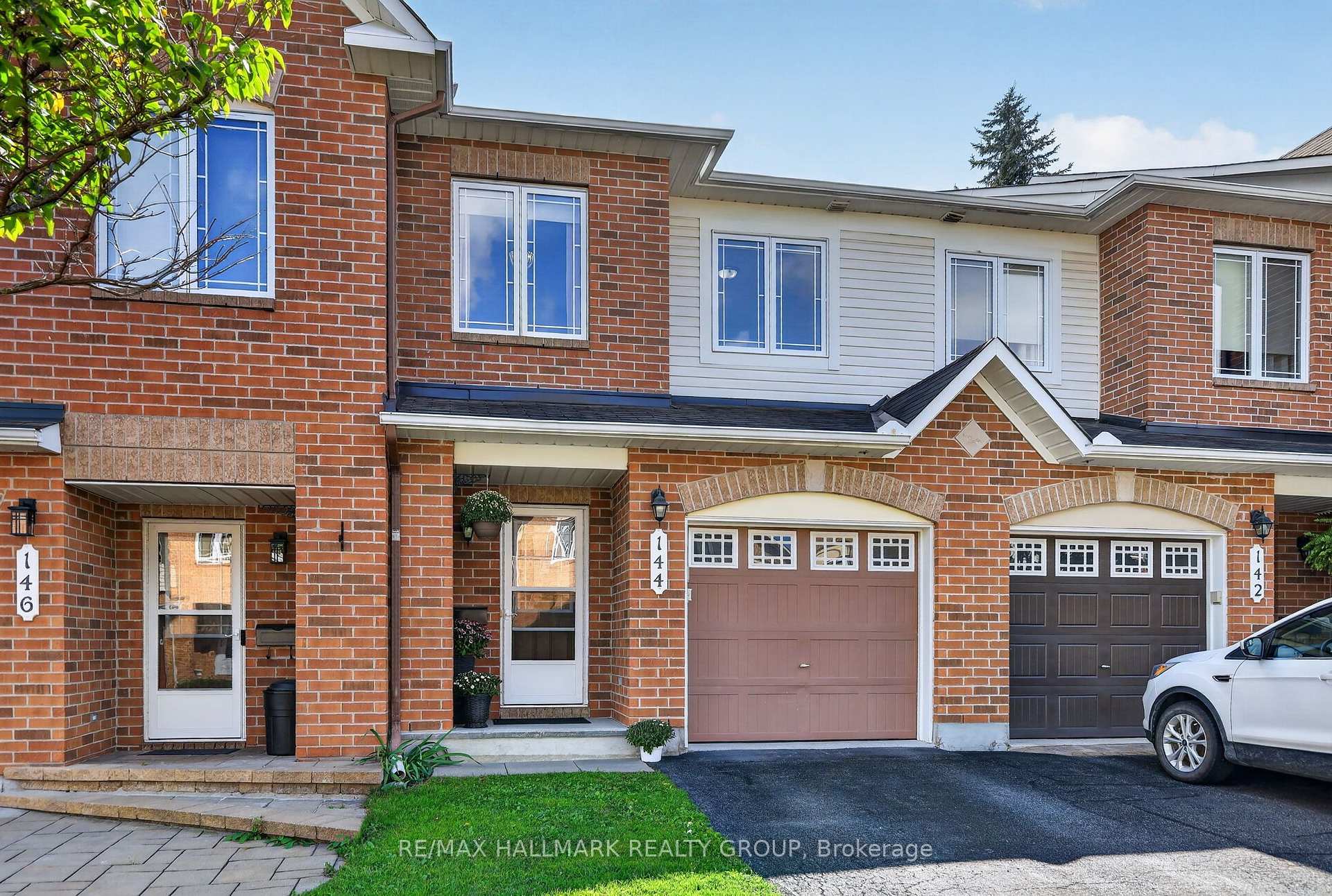 Photo 1 of 144 Marrissa Avenue, Ottawa, Beacon Hill South — HOMEH