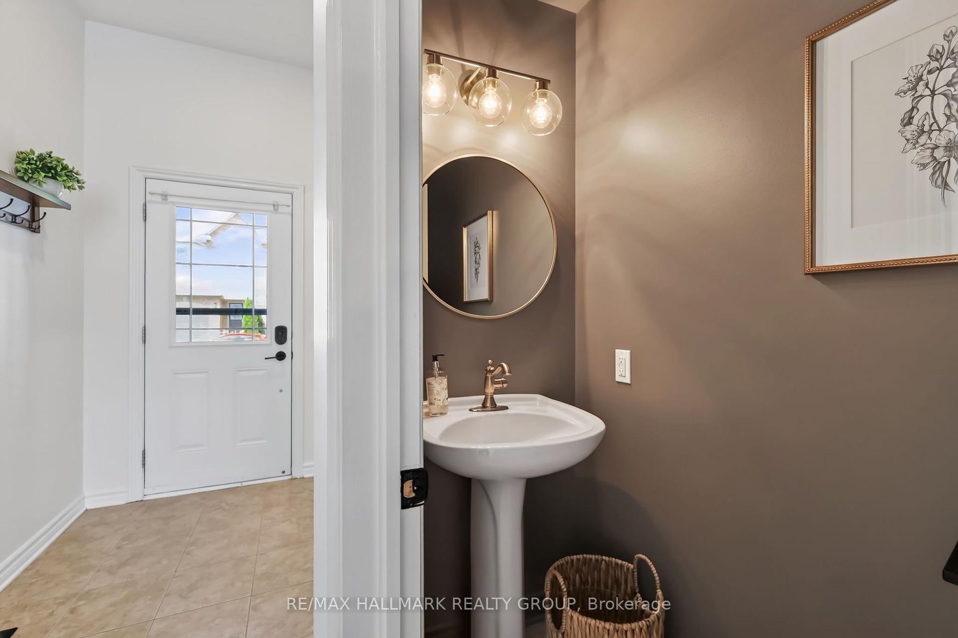 Photo 4 of 144 Marrissa Avenue, Ottawa, Beacon Hill South — HOMEH