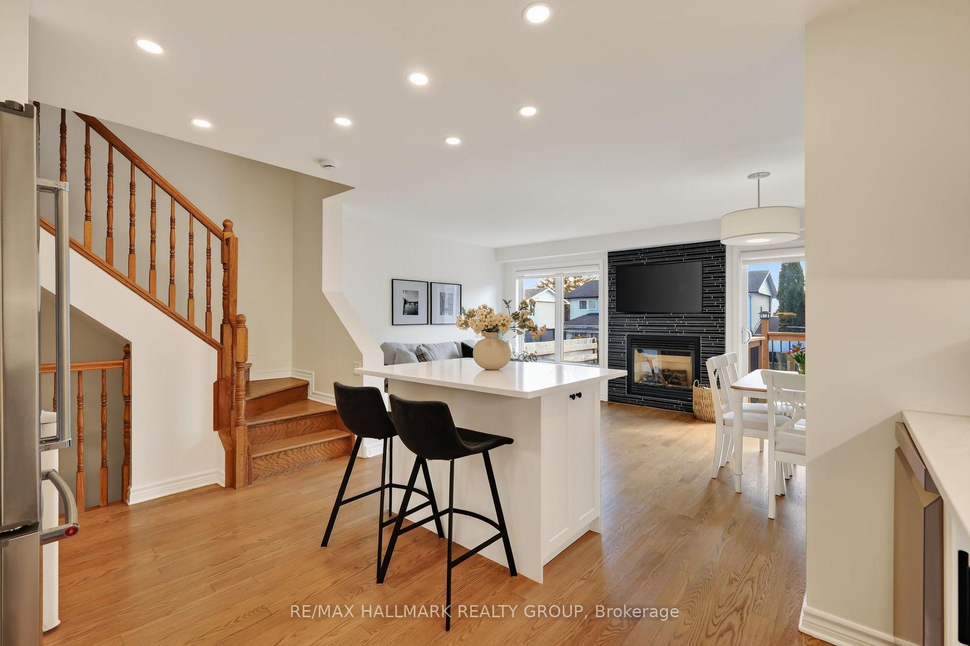 Photo 6 of 144 Marrissa Avenue, Ottawa, Beacon Hill South — HOMEH