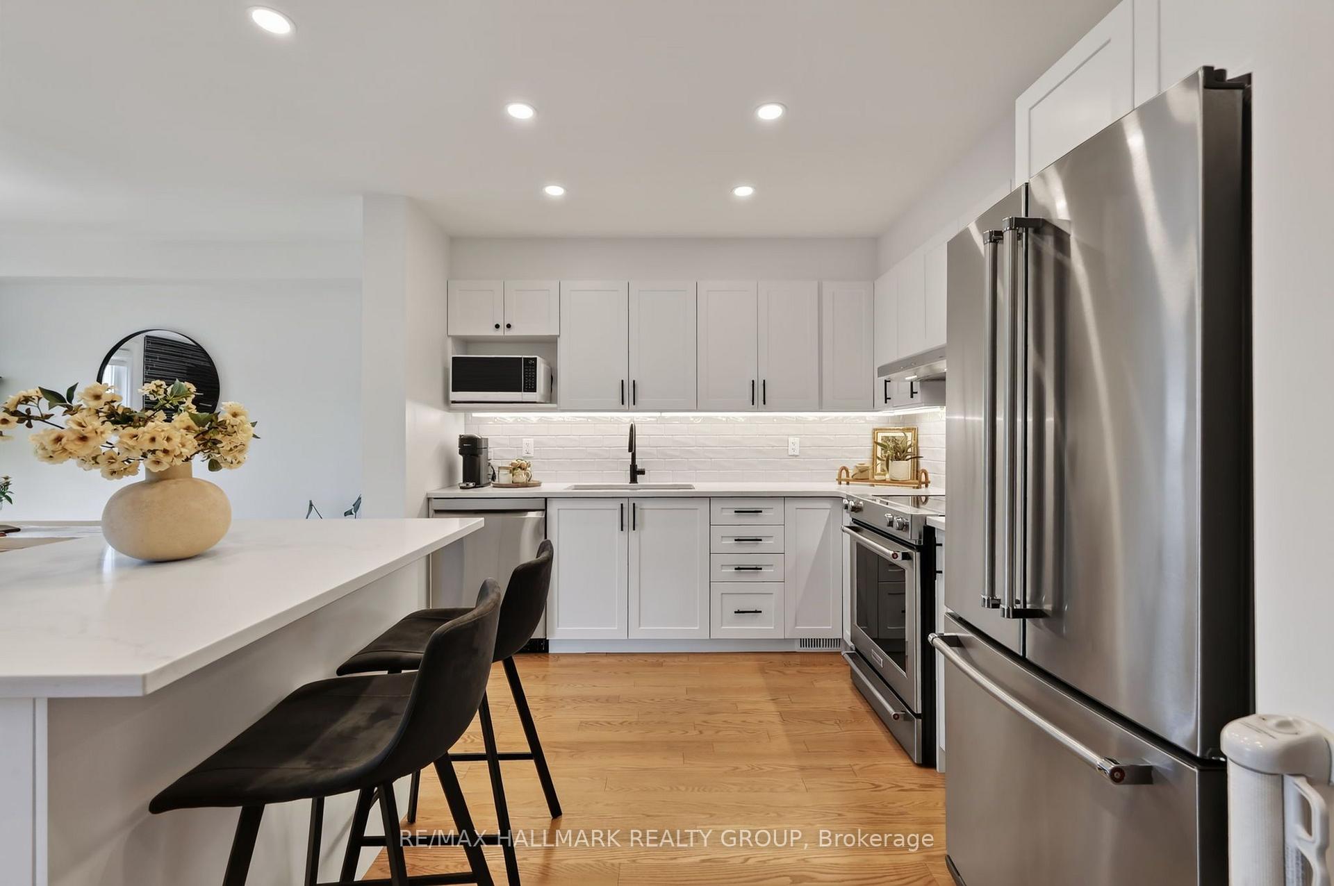 Photo 7 of 144 Marrissa Avenue, Ottawa, Beacon Hill South — HOMEH