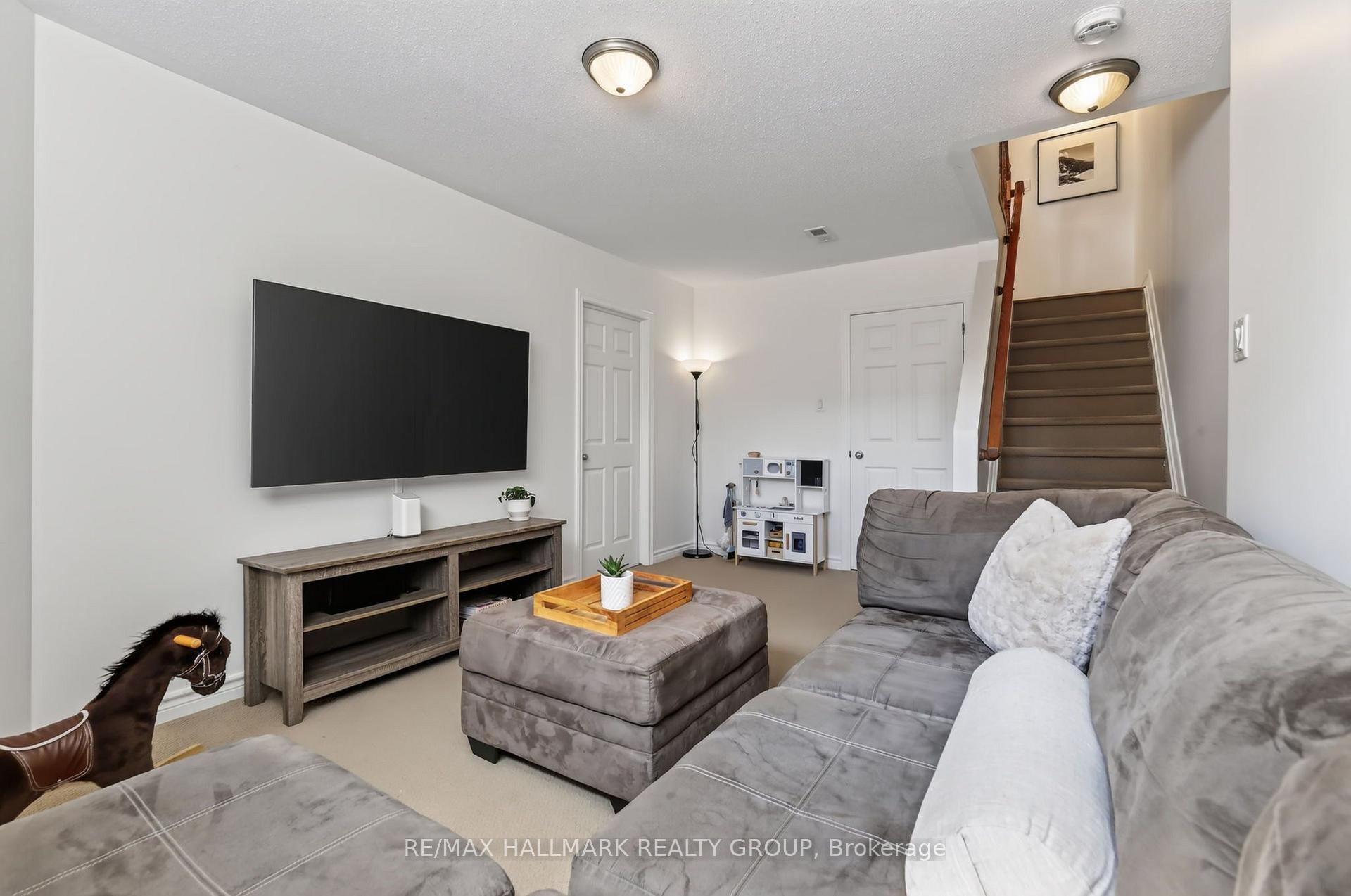 Photo 35 of 144 Marrissa Avenue, Ottawa, Beacon Hill South — HOMEH