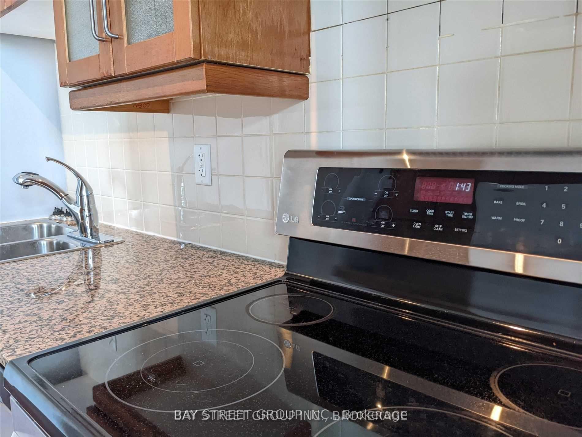 Photo 13 of Unit 2211, 60 Byng Avenue, North York, Willowdale East — HOMEH