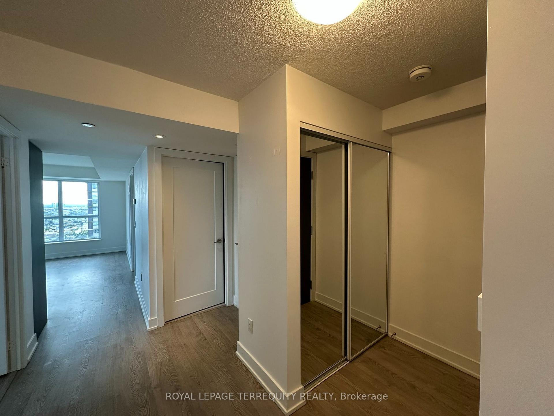 Photo 4 of Unit 2609, 7 Mabelle Avenue, Etobicoke, Islington-City Centre West — HOMEH