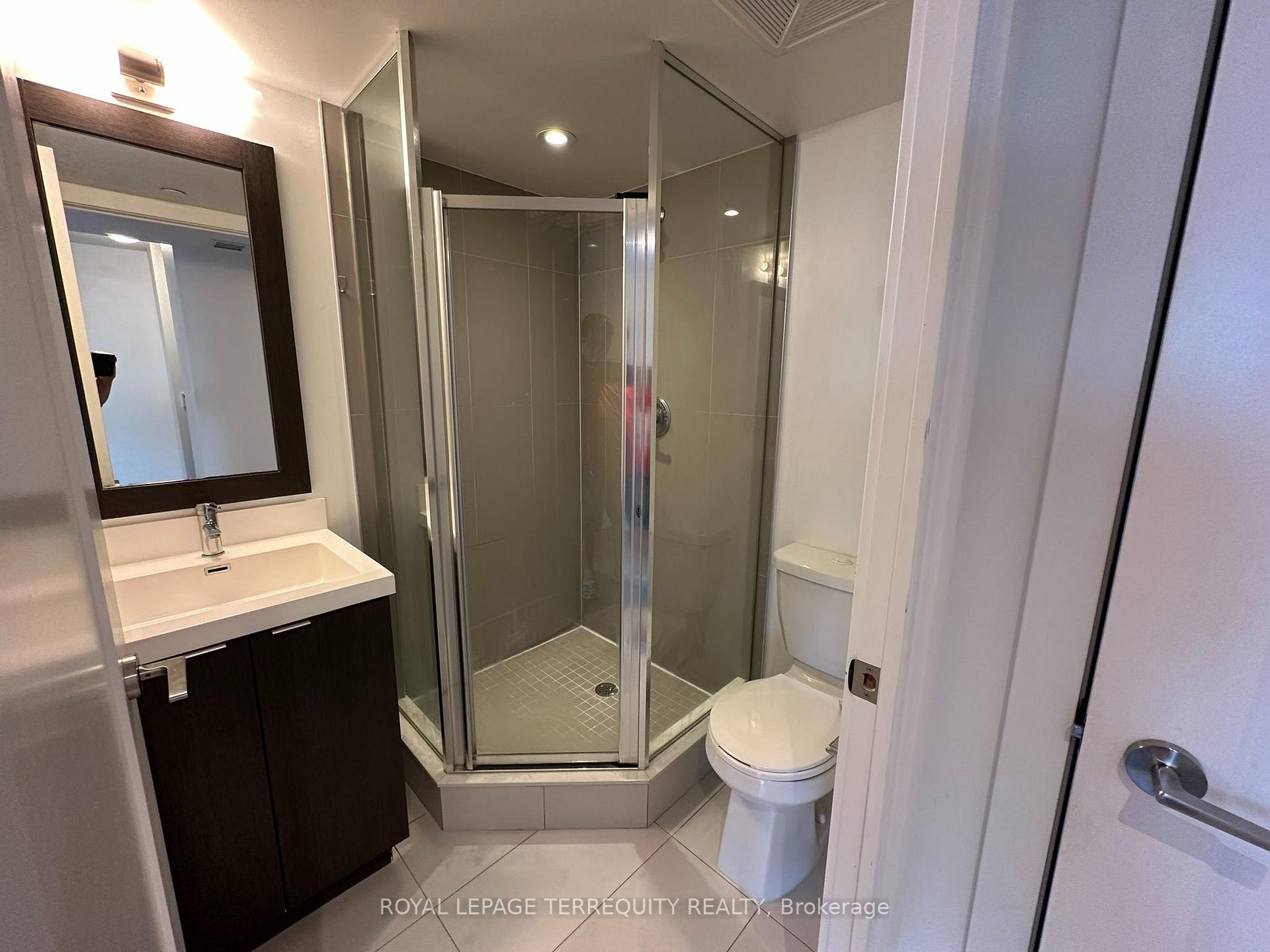 Photo 6 of Unit 2609, 7 Mabelle Avenue, Etobicoke, Islington-City Centre West — HOMEH