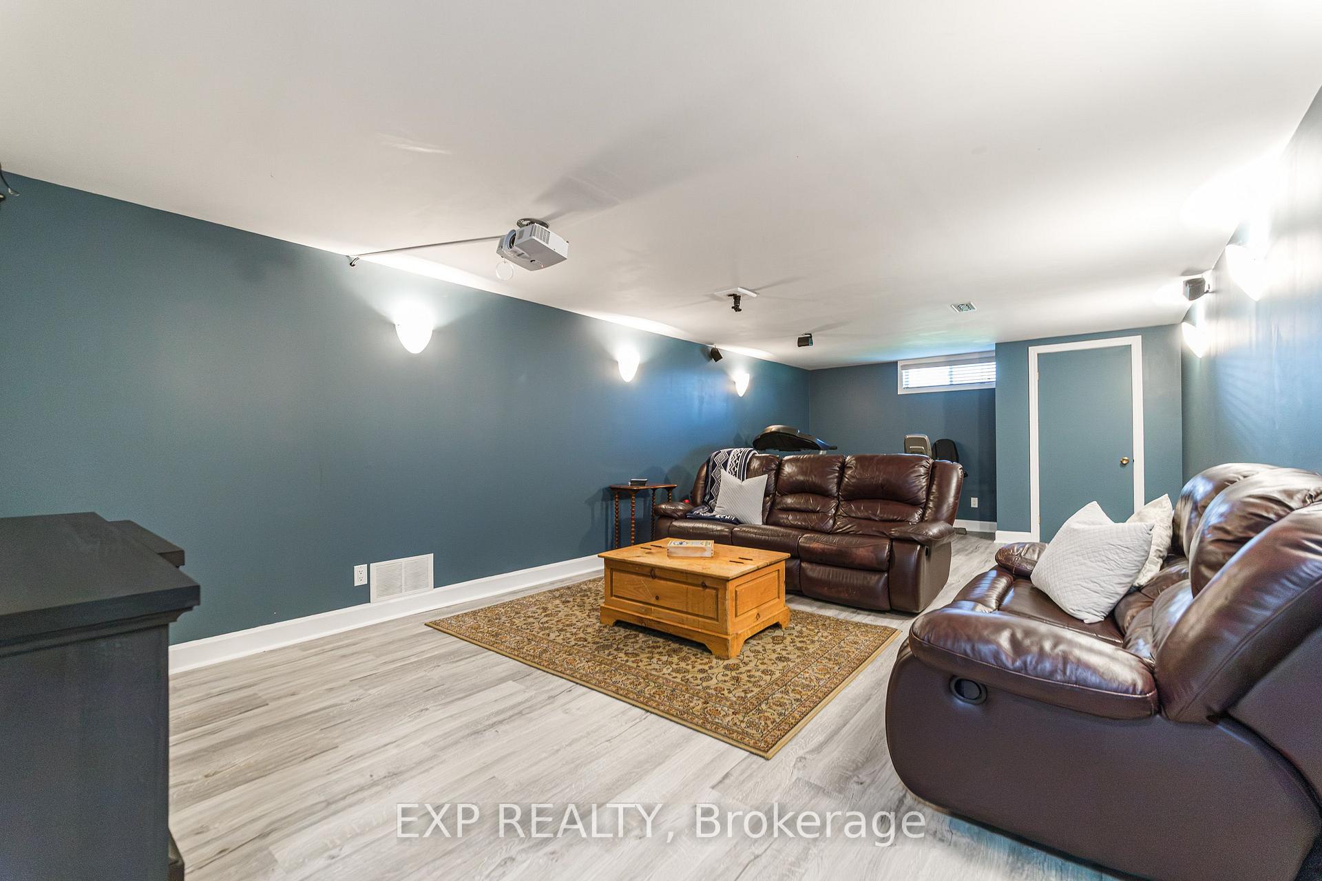 Photo 32 of 1221 Fairway Drive, Ottawa, Manotick South to Roger Stevens — HOMEH