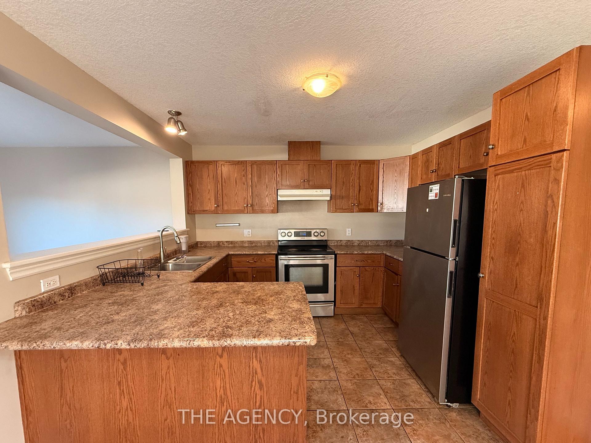 Photo 12 of 31 Dougall Street, Guelph, Grange Road — HOMEH