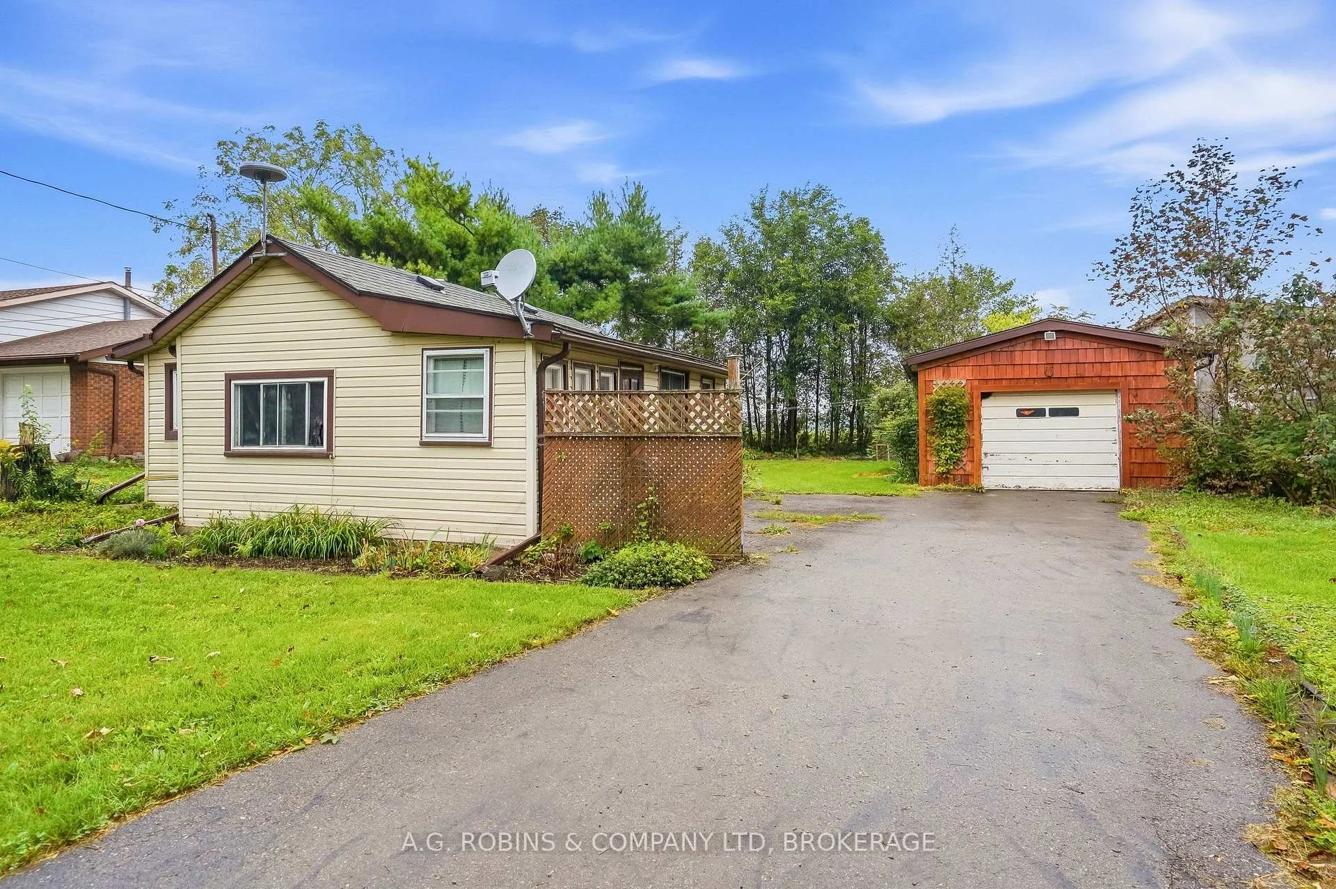 Photo 4 of 12040 Lakeshore Road, Wainfleet, Lakeshore — HOMEH