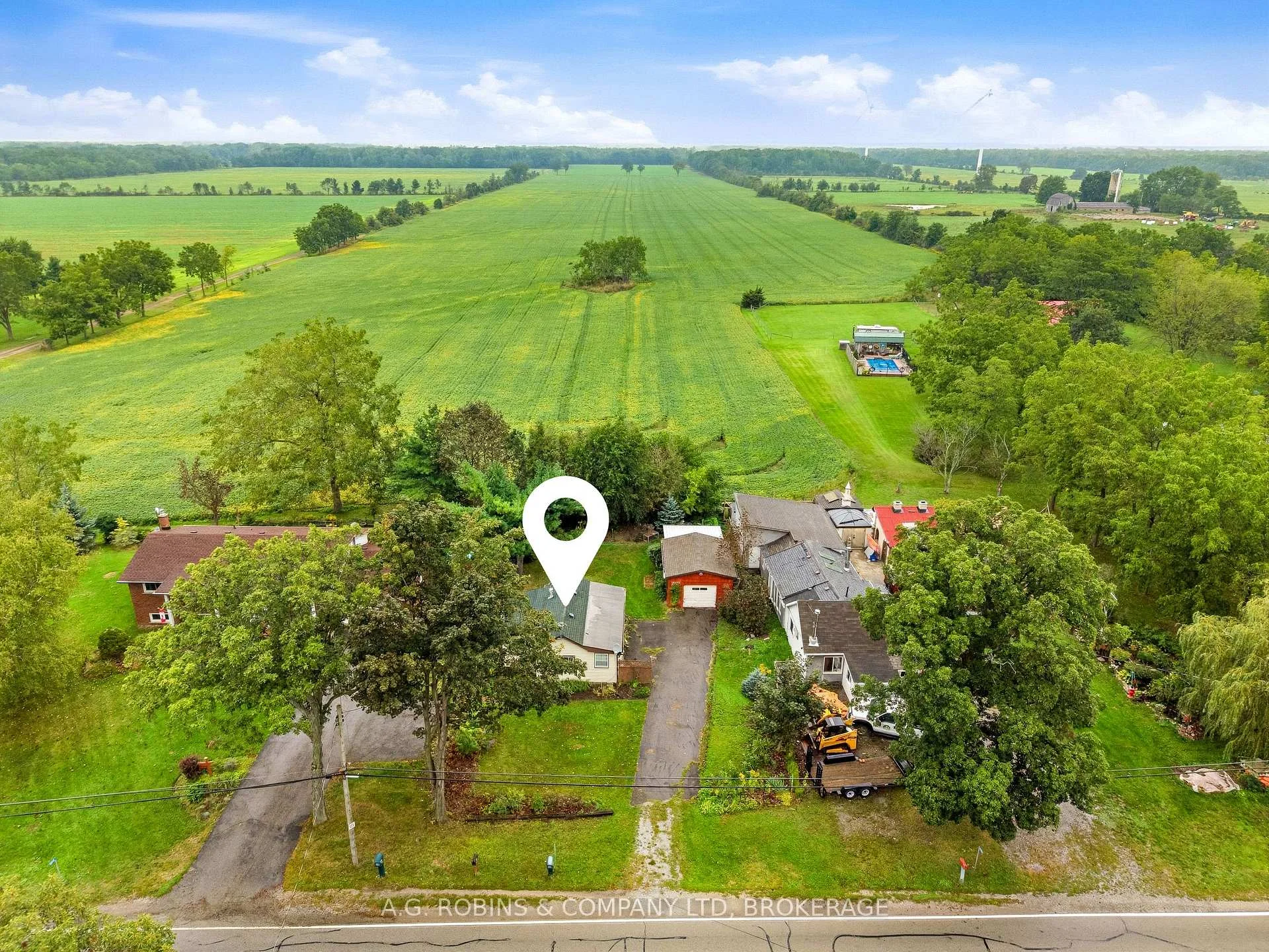 Photo 11 of 12040 Lakeshore Road, Wainfleet, Lakeshore — HOMEH