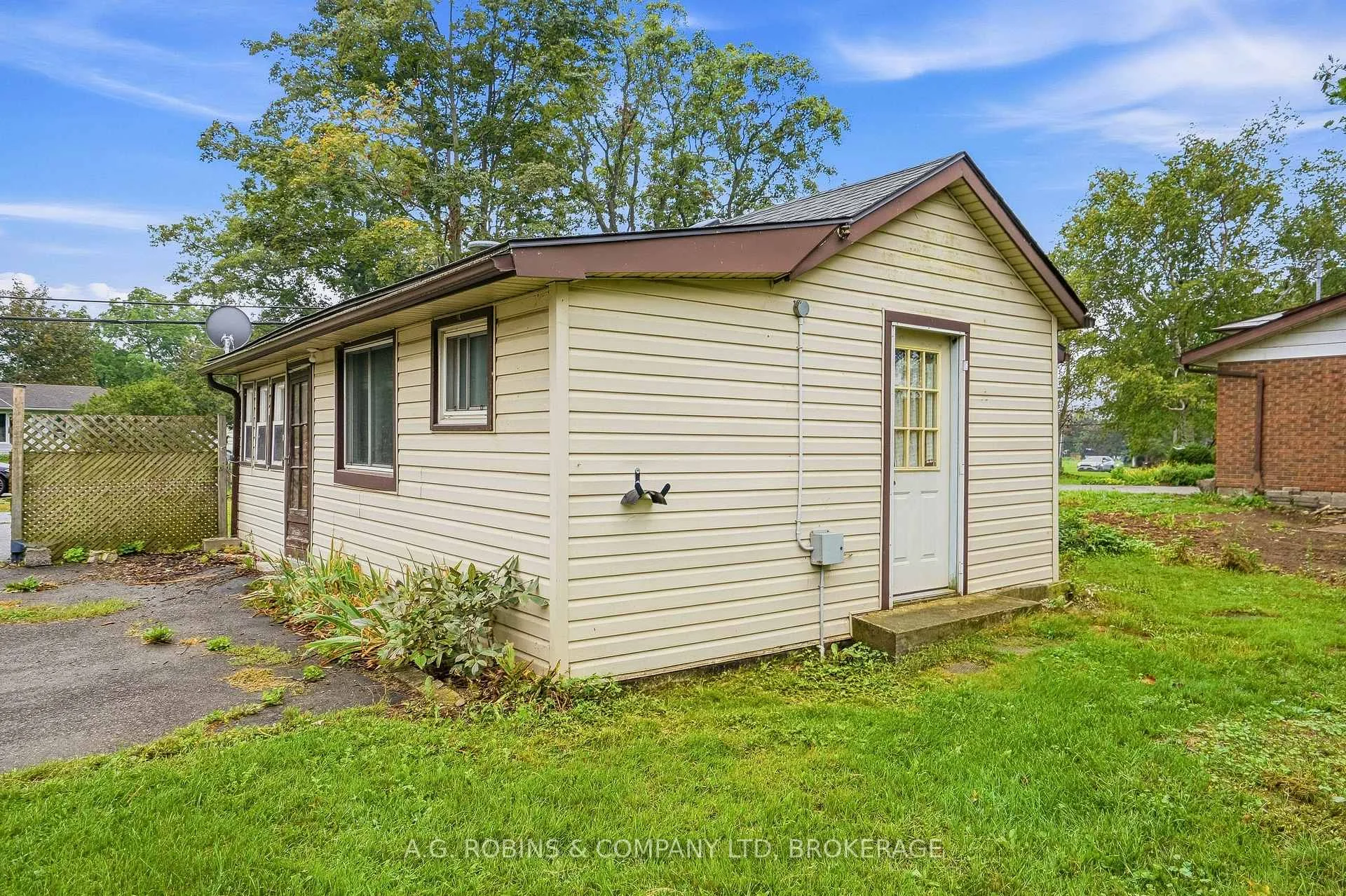 Photo 21 of 12040 Lakeshore Road, Wainfleet, Lakeshore — HOMEH