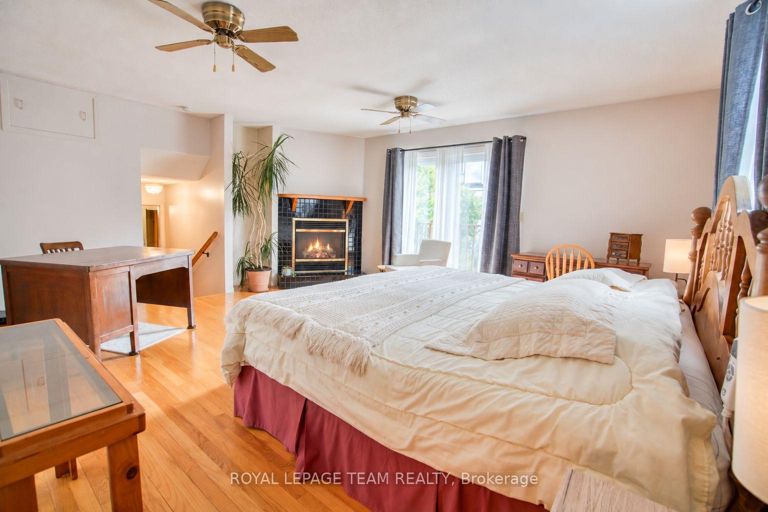 Photo 24 of 220 Ancaster Avenue, Ottawa, Woodroffe — HOMEH