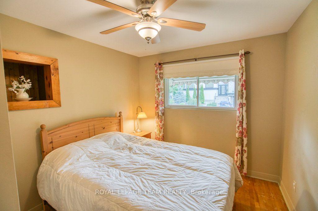 Photo 27 of 220 Ancaster Avenue, Ottawa, Woodroffe — HOMEH