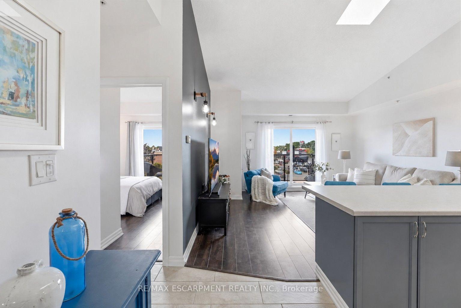 Photo 11 of Unit 321, 170 Rockhaven Lane, Hamilton, Waterdown — HOMEH