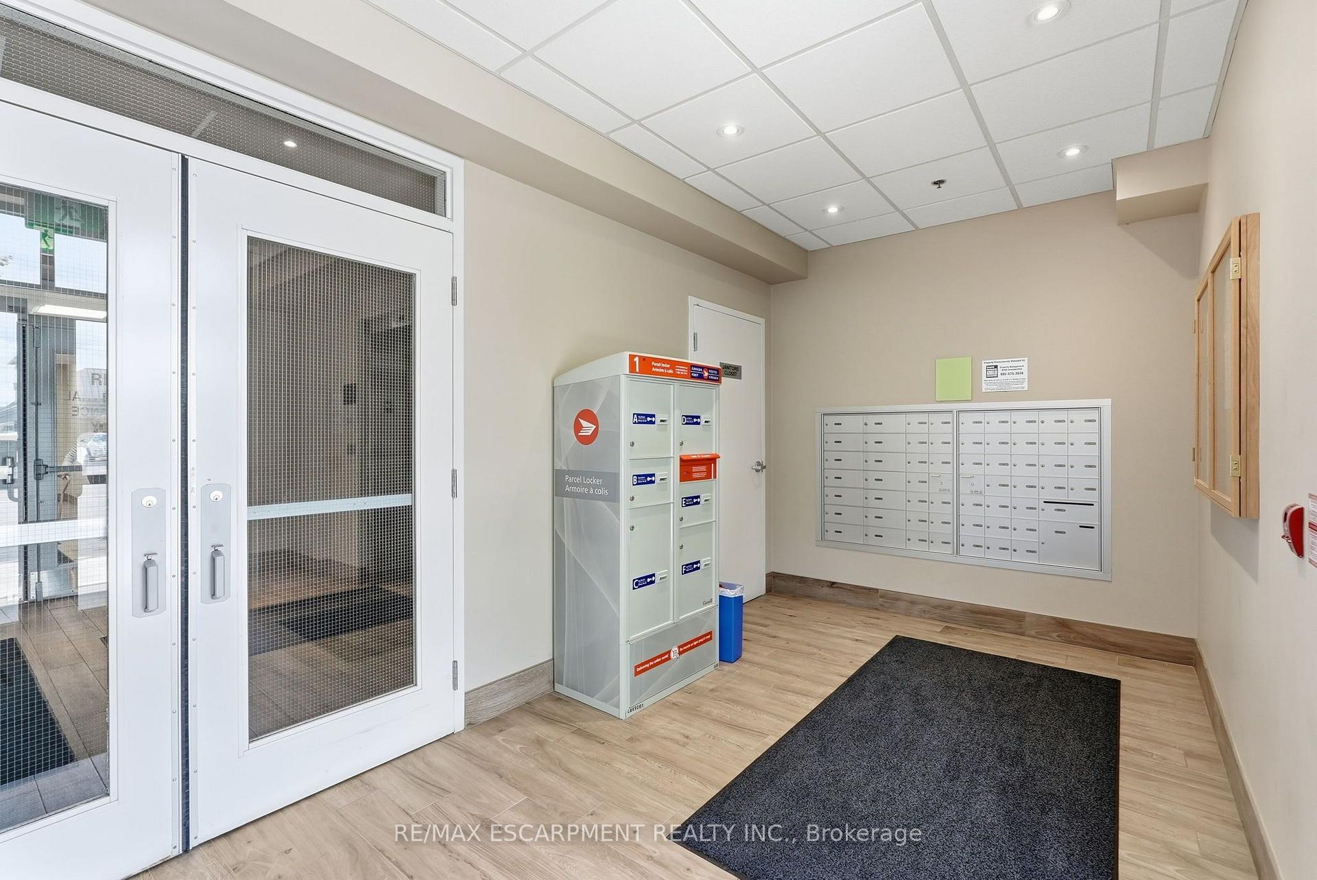 Photo 59 of Unit 321, 170 Rockhaven Lane, Hamilton, Waterdown — HOMEH
