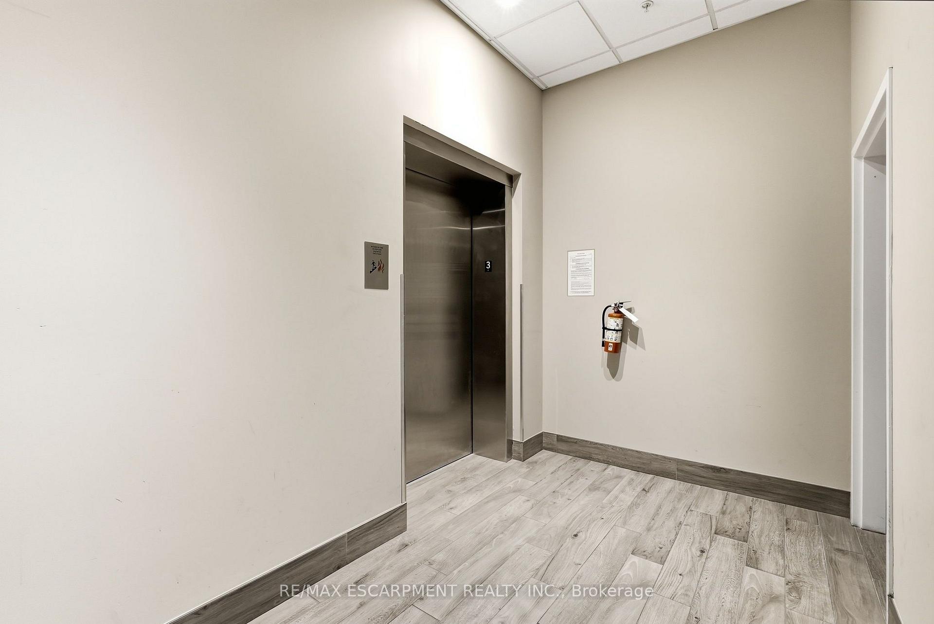 Photo 60 of Unit 321, 170 Rockhaven Lane, Hamilton, Waterdown — HOMEH