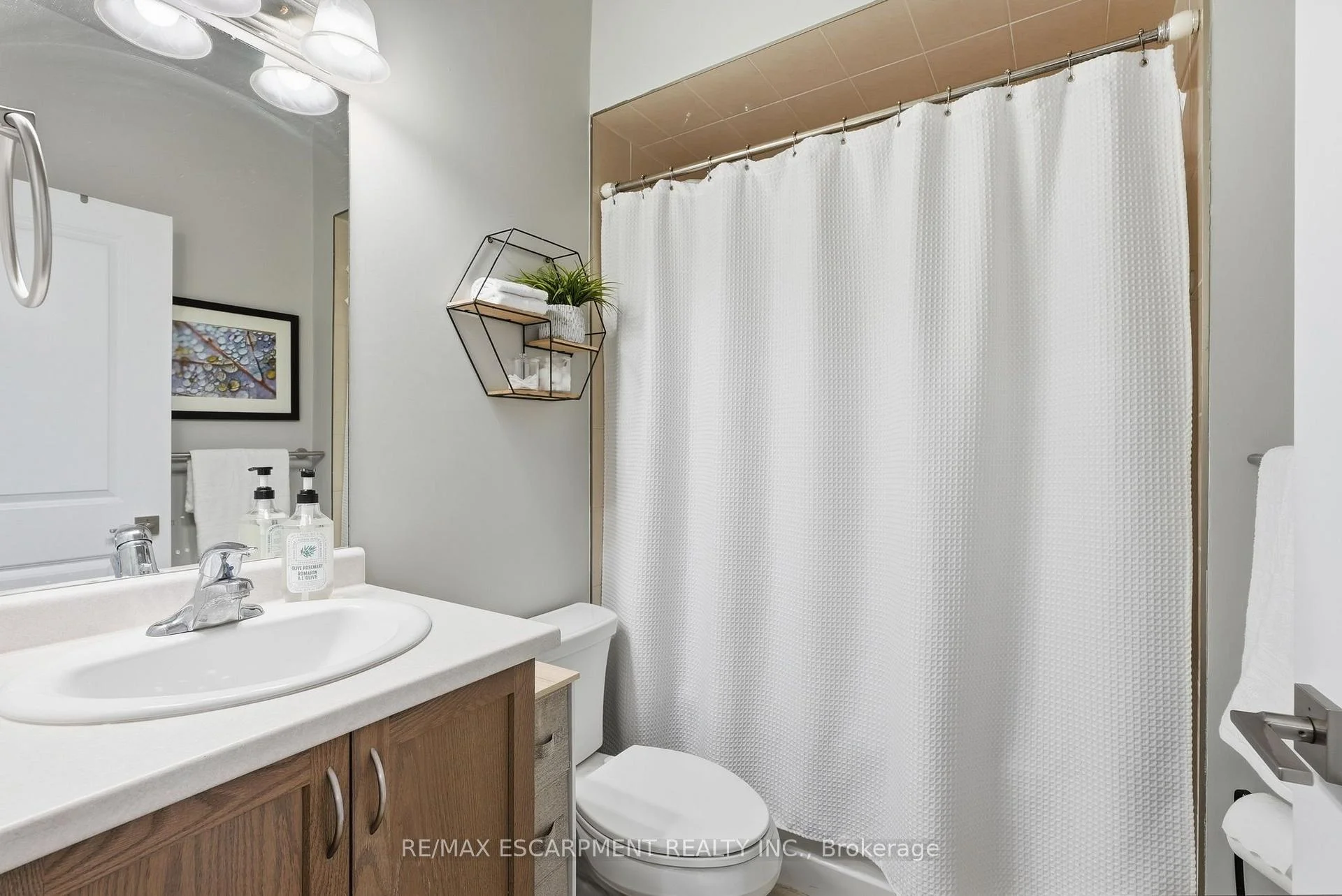 Photo 31 of Unit 321, 170 Rockhaven Lane, Hamilton, Waterdown — HOMEH