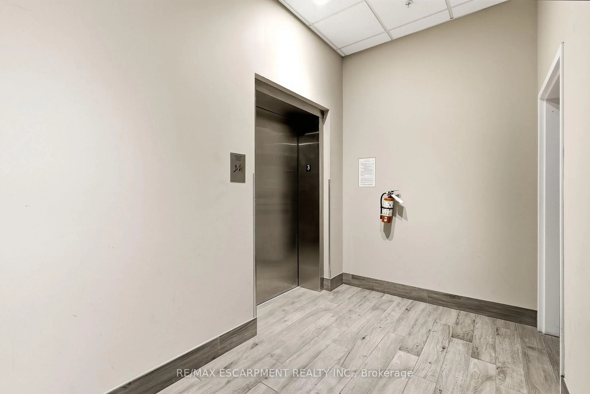 Photo 34 of Unit 321, 170 Rockhaven Lane, Hamilton, Waterdown — HOMEH