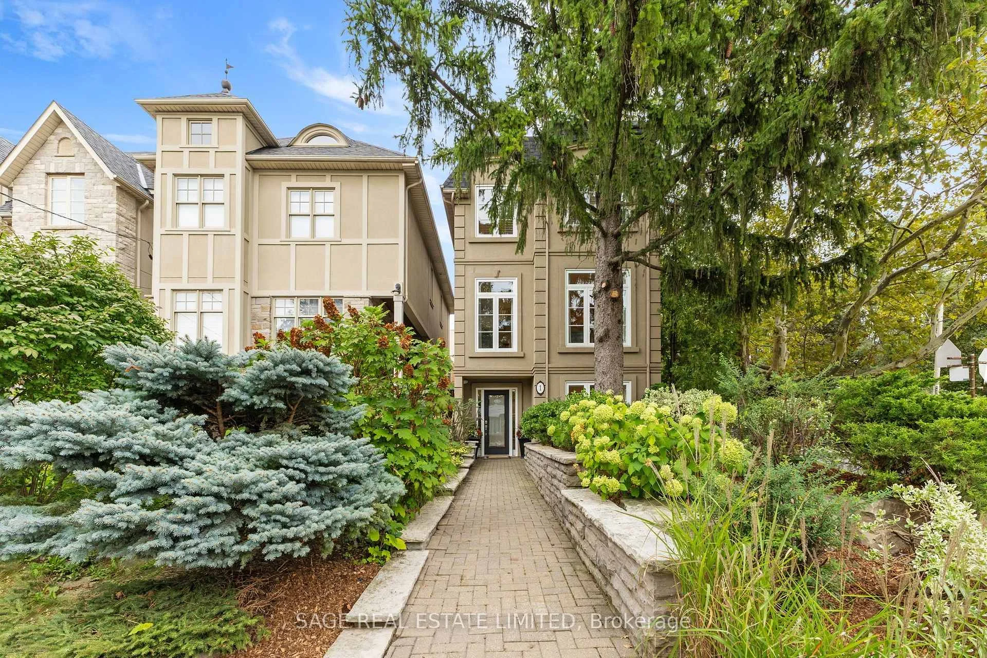 Photo 4 of 1 Caldow Road, Toronto, Forest Hill North — HOMEH