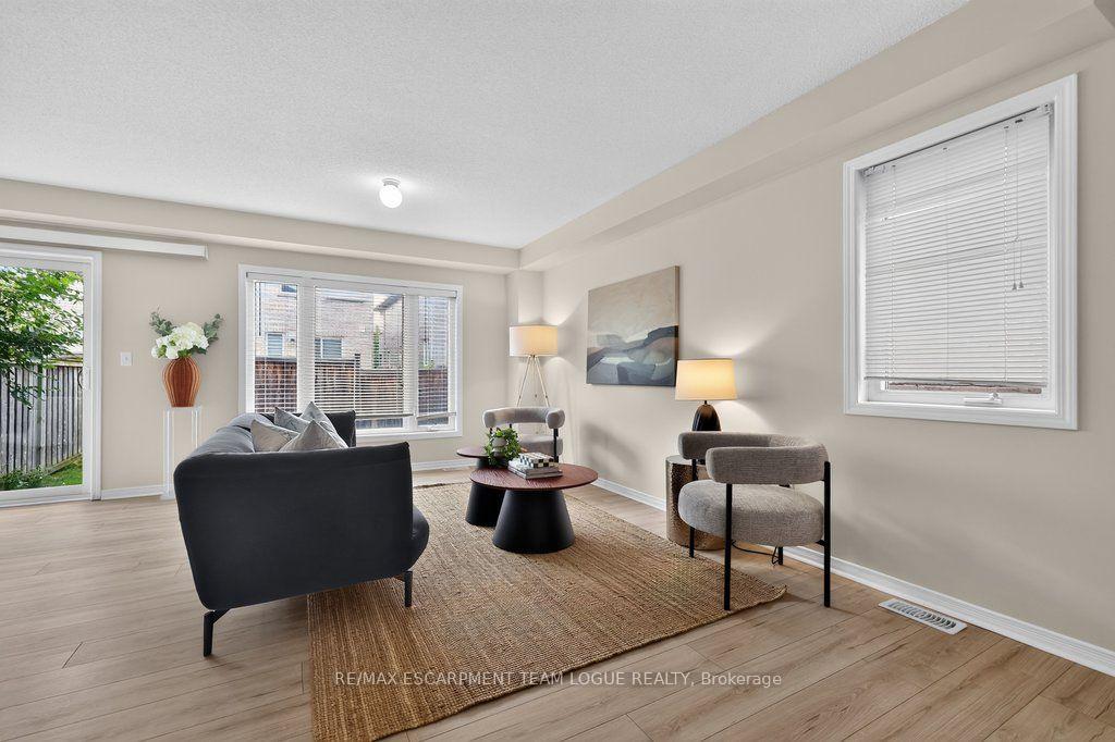 Photo 8 of 4211 Thomas Alton Boulevard, Burlington, Alton — HOMEH