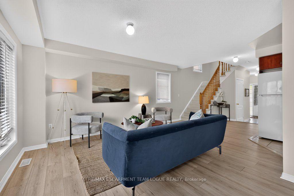 Photo 10 of 4211 Thomas Alton Boulevard, Burlington, Alton — HOMEH