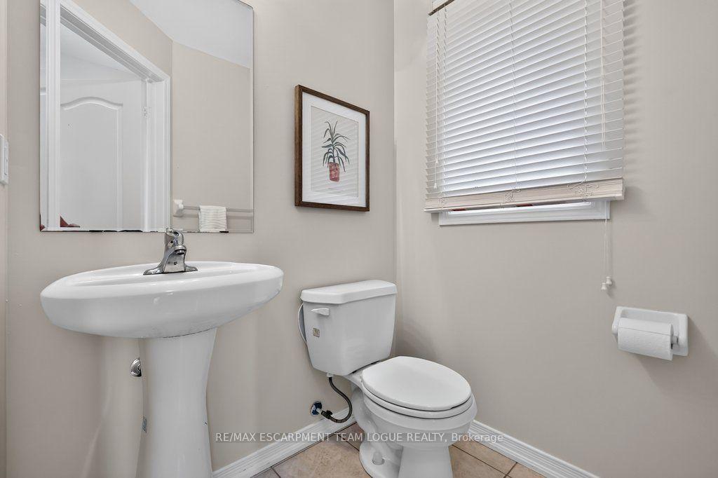 Photo 17 of 4211 Thomas Alton Boulevard, Burlington, Alton — HOMEH
