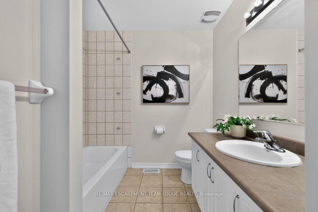 Photo 31 of 4211 Thomas Alton Boulevard, Burlington, Alton — HOMEH