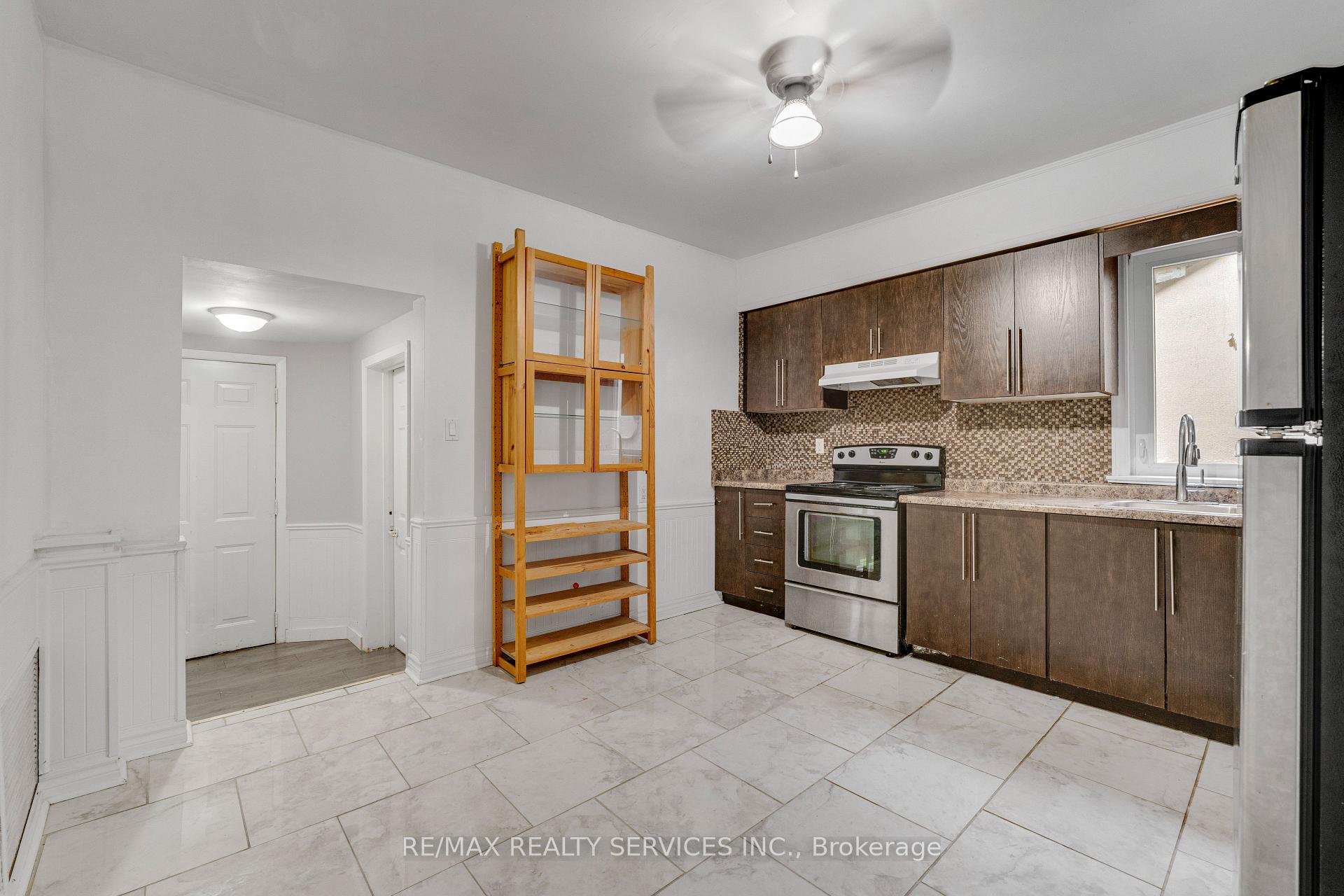 Photo 13 of 104 Hess Street S, Hamilton, Durand — HOMEH