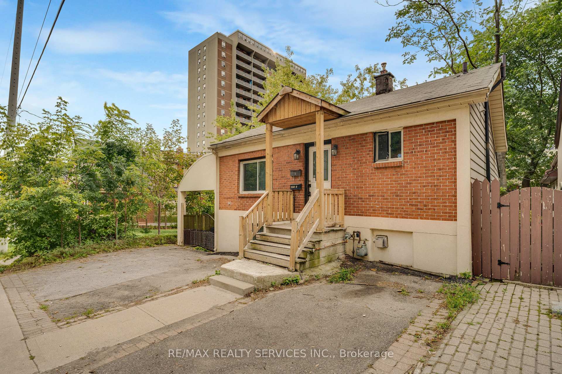 Photo 28 of 104 Hess Street S, Hamilton, Durand — HOMEH