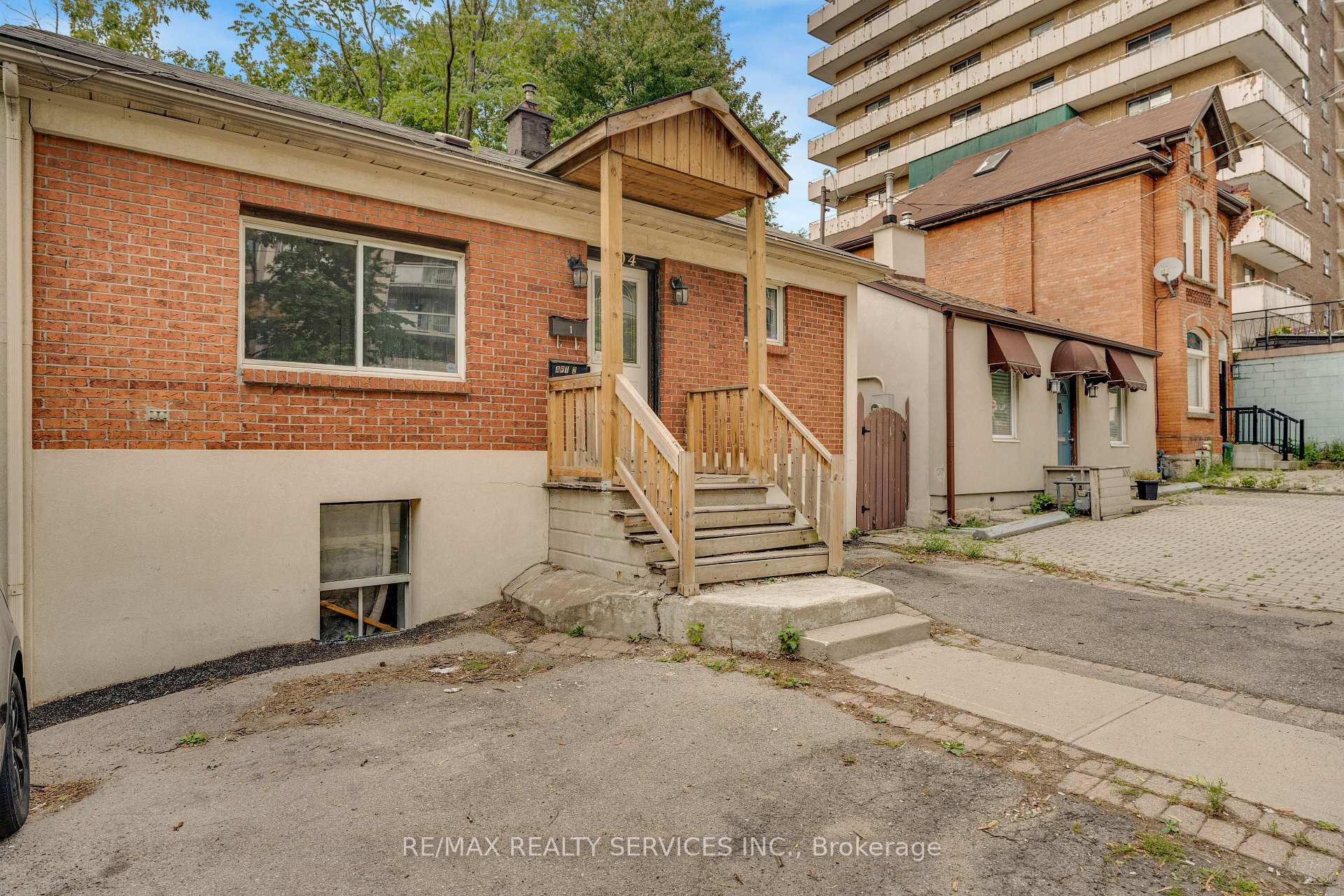 Photo 29 of 104 Hess Street S, Hamilton, Durand — HOMEH