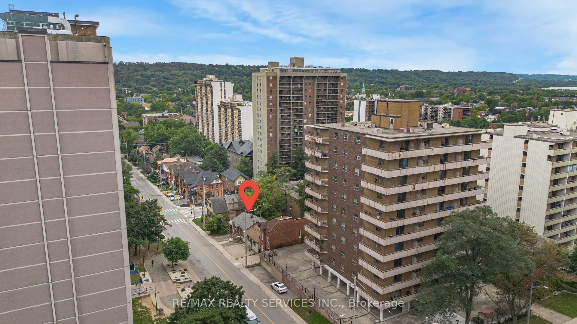 Photo 32 of 104 Hess Street S, Hamilton, Durand — HOMEH